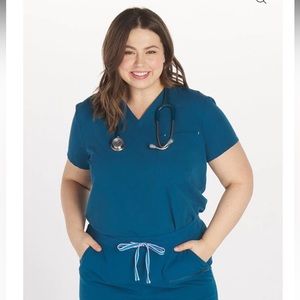 Dolan Short Sleeved Women’s Scrub Top Size XXL